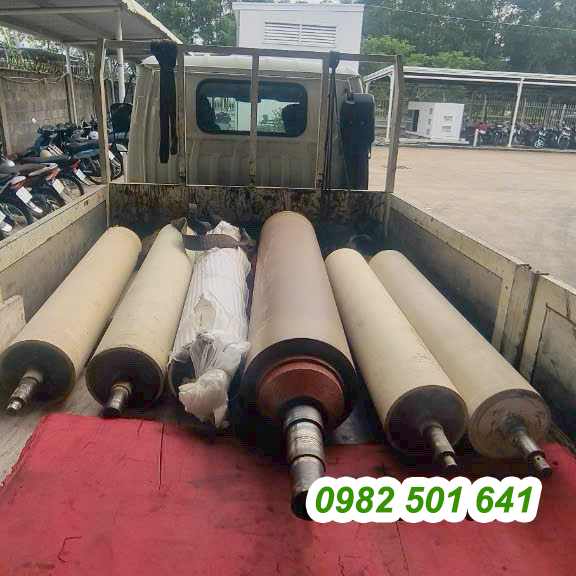 Trục rulo cao su