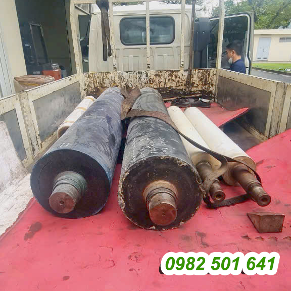Trục rulo cao su