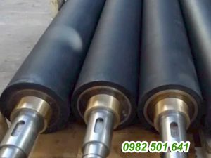 Trục rulo cao su
